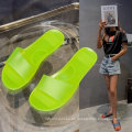 Sommerschuppen PVC Frauen klare Geleeschuhe Neon Farbe Frauen Sandalen bequem transparent Jelly Slipper European Style